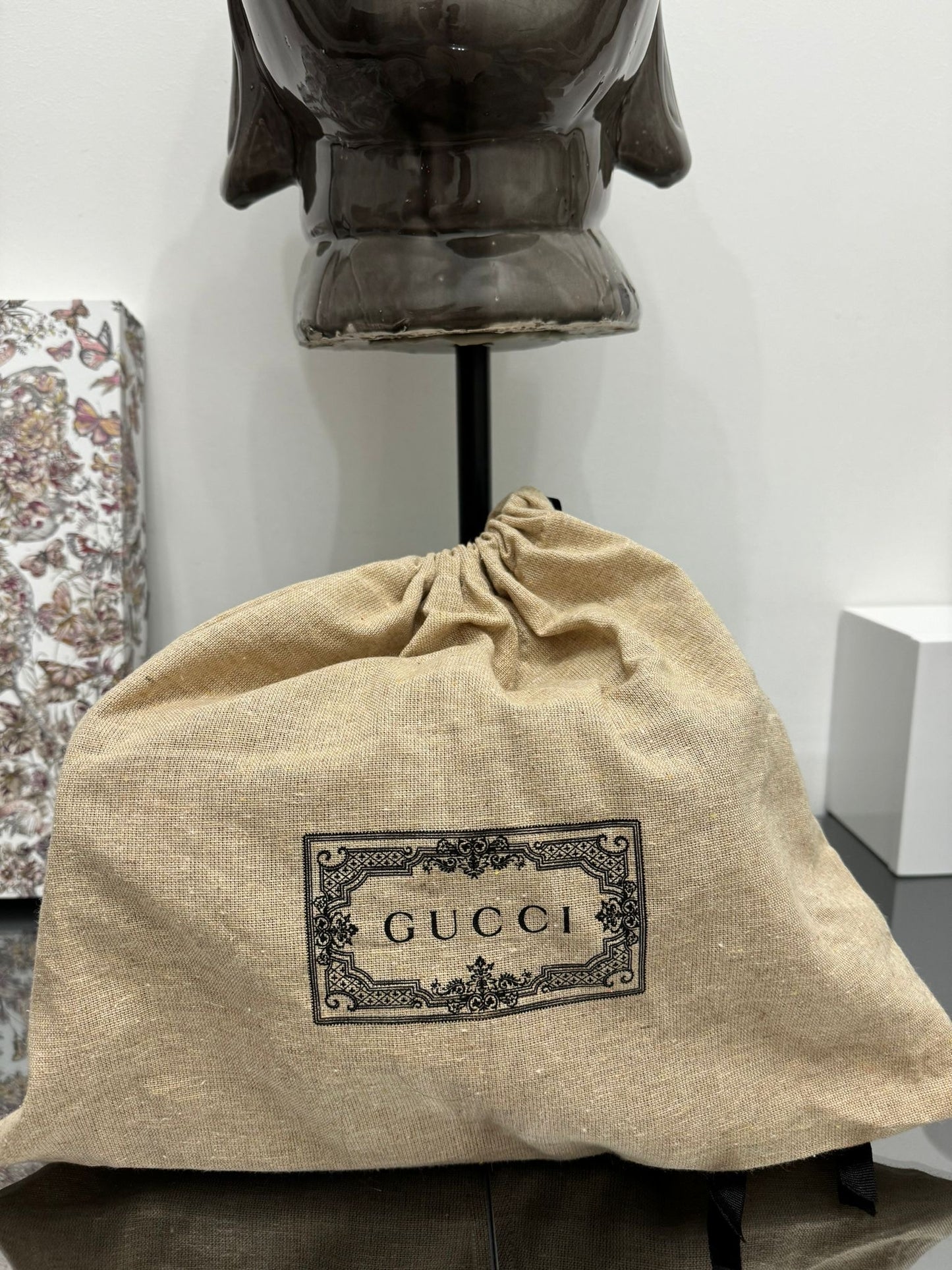 HORSEBIT GUCCI USED BAG VERY PERFECT CONDITIONS